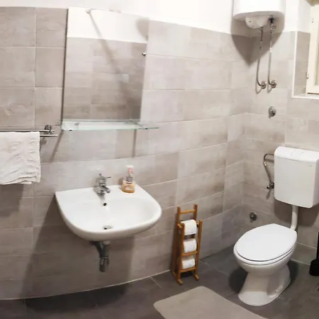 Olive Garden Apartman *