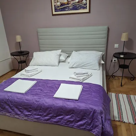 Olive Garden Apartment Hvar Town