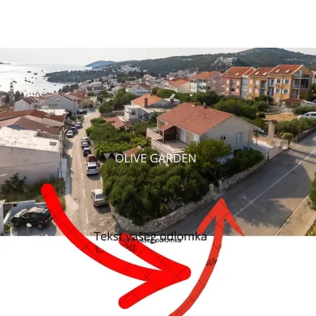 Olive Garden * Hvar Town