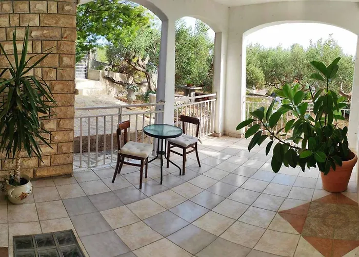 Olive Garden Apartman *